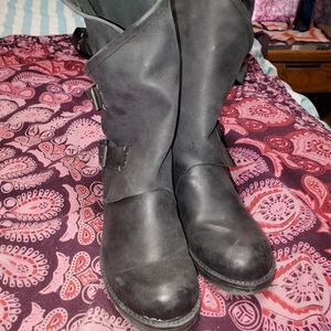 Motorcycle riding boots